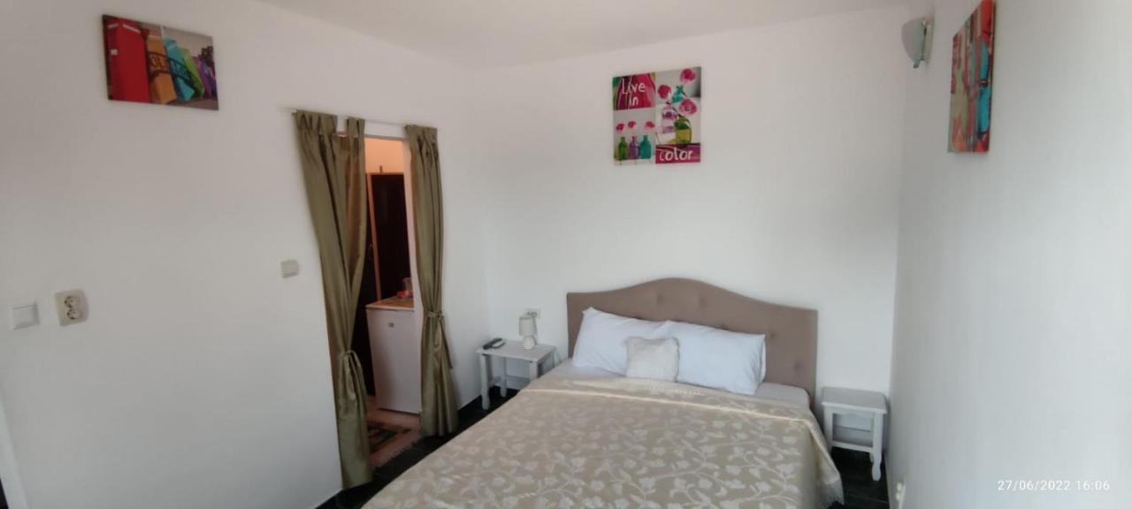 Vila Traian Si Teodora Costinesti Exterior foto